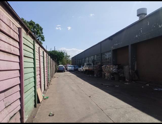 1,400M² INDUSTRIAL YARD FOR SALE IN VEREENIGING INDUSTRIAL
